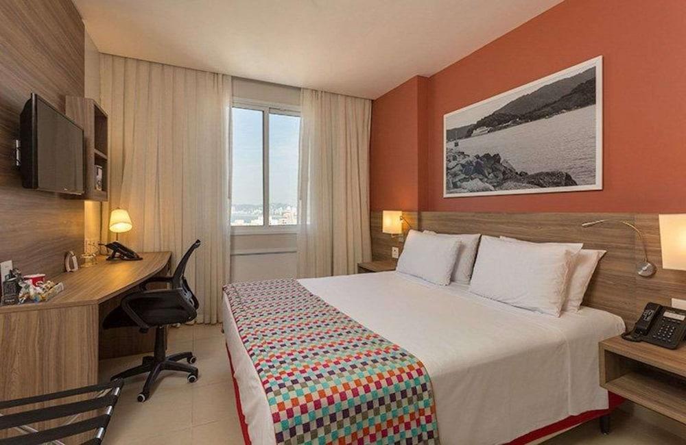 Comfort Hotel 3*